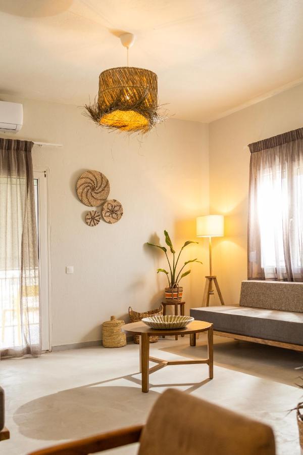 Dohos Skiathos Suites Ksanemos Eksteriør billede