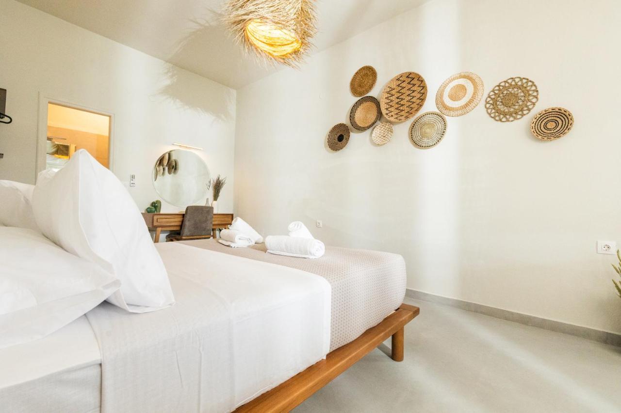 Dohos Skiathos Suites Ksanemos Eksteriør billede