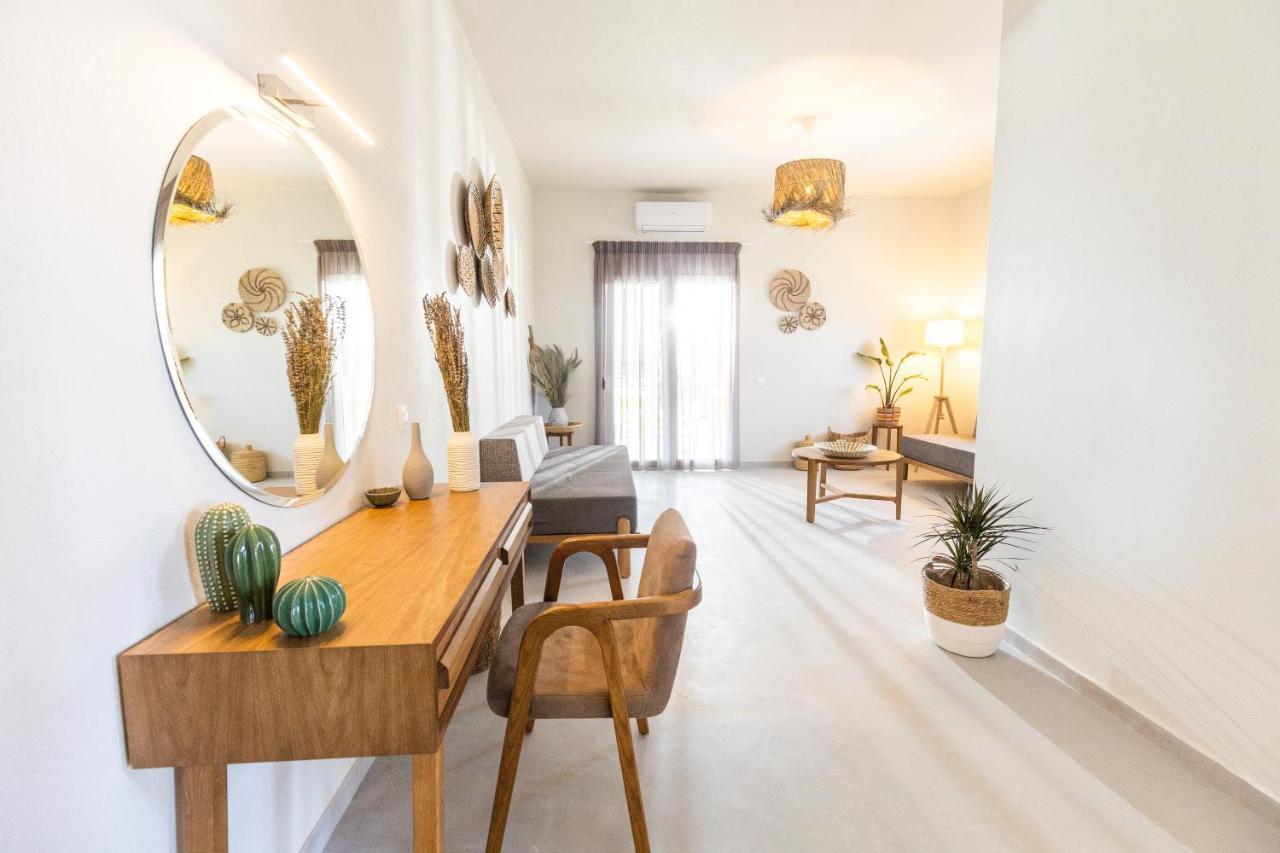 Dohos Skiathos Suites Ksanemos Eksteriør billede